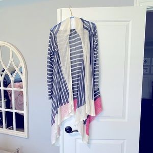 Splendid lightweight wrap
